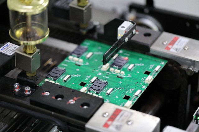 SMT加工中的常見質(zhì)量問題有哪些?SMT加工檢查方法及注意事項